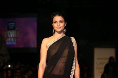 Latest Celebrity Photos: Gul Panag Hot Photos
