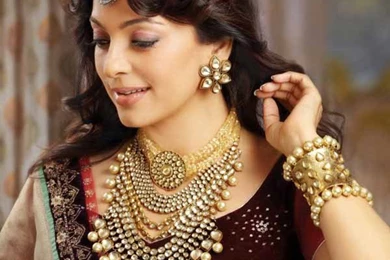 Juhi Chawla HD Wallpapers