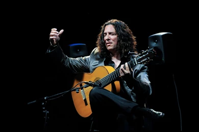 Download Wallpapers 3840x2400 Tomatito, Guitar, Hand, Play ...