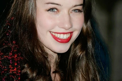 Hollywood Actress Wallpaper: Anna Popplewell HD Wallpapers