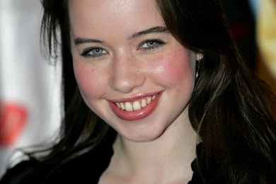 Anna Popplewell Photos