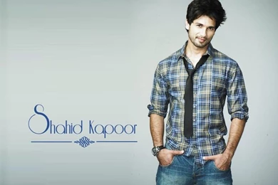 Ayushmann Khurrana New HD Desktop Wallpapers   Dazzling Wallpapers ...