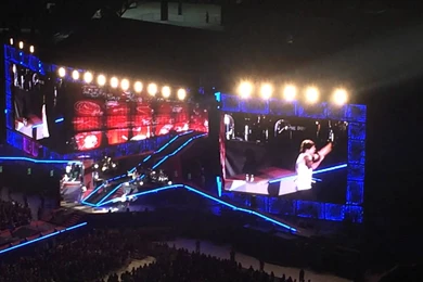 One Direction Sweet Home Alabama And Thanking The Band Gillette ...