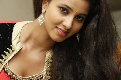 Actress Hd Photos: Pavani Wallpapers