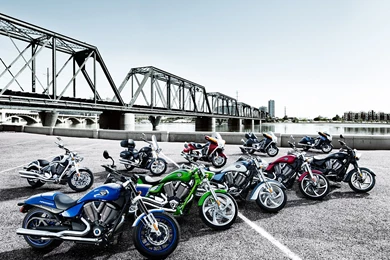 Victory Motorcycles : 2009 Models : Hammer : Hammer S : Gallery