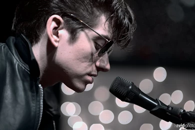 2560x1600 Arctic Monkeys, Alex Turner, Macro, Man, Man, Soloist ...