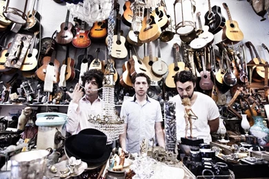 Alex Turner Performed A New Song "Vertigo" With Mini Mansions