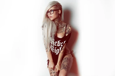 Tattooed Women Wallpaper.jpg