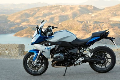 Download Wonderful BMW R 1200 RS On The Street iPhone Wallpapers ...