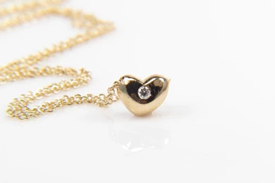 Gold Diamond Heart Necklace Photo Gold Diamond Heart Necklace ...