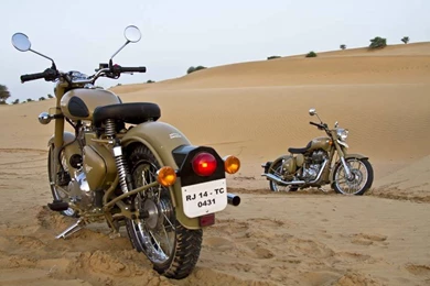 Royal Enfield Classic 500 Desert Storm Photo, Image, Picture And ...