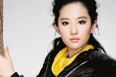 Good Looking Women HD Wallpapers