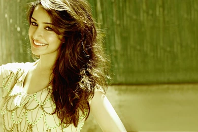 Free Download Shraddha Kapoor Wallpapers 2015