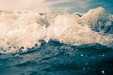 IWallpapers   Turbulent Waters Wallpapers