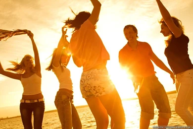 Summer Party Wallpapers   Crazy Frankenstein