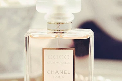Coco Chanel Wallpapers   Free iPhone Wallpapers