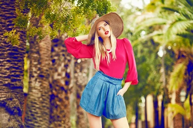 Hot Girls Wallpapers HD Vol 2