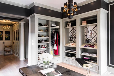 CLOSET ENVY