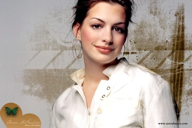 Anne Hathaway Casualy