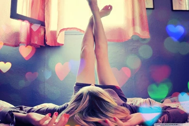 Girl In Love HD Desktop Wallpapers : Fullscreen : Mobile