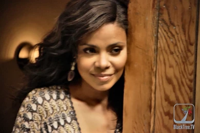 Sanaa Lathan Poses For Sexy Photoshoot