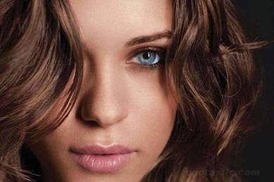 1920x1200px Lyndsy Fonseca