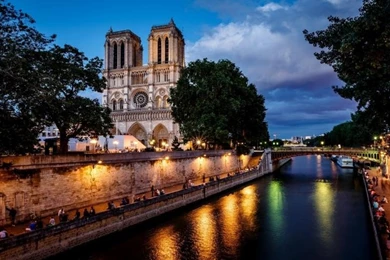 Notre Dame De Paris At Twilight Wide Wallpapers
