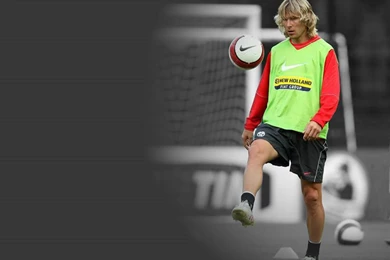 壁紙   パヴェル・ネドヴェド・ファン・サイト   Pavel Nedved Fan ...