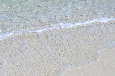 iPhone   iPhone 4/4S Stock (retina) Wallpapers?