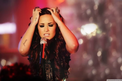 Demi Lovato Wallpapers HD Desktop