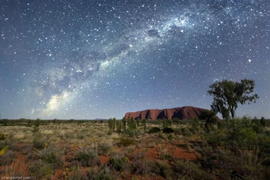 Uluru Ayers Rock Australia. Autumn: Point_of_no_23