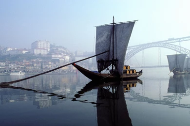 Douro River Porto Portugal.jpg