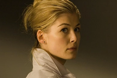 Rosamund Pike