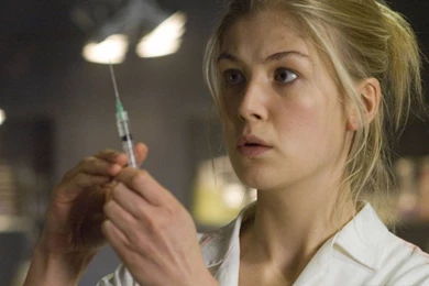 Rosamund Pike 1152x864 High Resolution Wallpapers