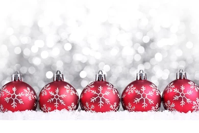 Red Christmas Balls On Christmas, Silver Backgrounds Wallpapers And ...