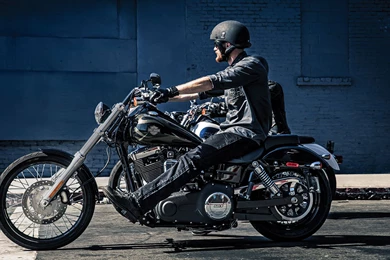 2016 Harley Davidson FXDWG Glide Wallpapers