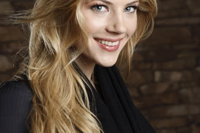 Katheryn Winnick Photos