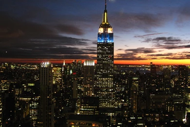 Empire State Building At Night Christmas   Wallpaper.