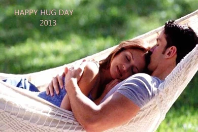 WALLPAPER: Happy Hug Day 2013 HD Wallpapers