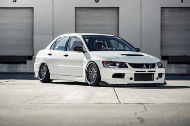 Mitsubishi Lancer Evolution IX Front