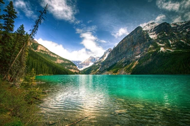 Fascinating Lake Louise Canada Wallpapers