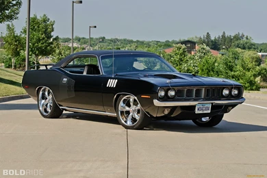 2 1971 Plymouth Barracuda HD Wallpapers