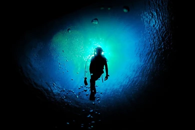 Deep Blue Swim Ocean Dive iPhone 6 Wallpapers Download