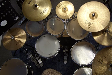 Alim0015 Drum Kit In Wind Band Rehearsal Room