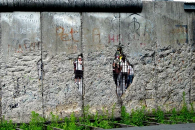 The Berlin Wall Yo Dawg High Resolution