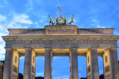 Download Wallpapers 3840x2160 Fall Of The Berlin Wall, Germany ...