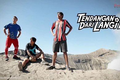 Kotak   Tendangan Dari Langit (OST Tendangan Dari Langit):Bentang ...