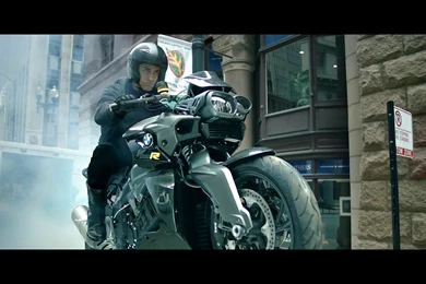Aamir Khan On BMW Bike In Dhoom 3 Bollywood Movie