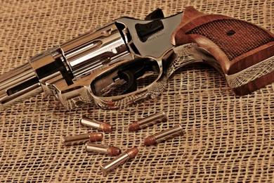 89 Revolver HD Wallpapers