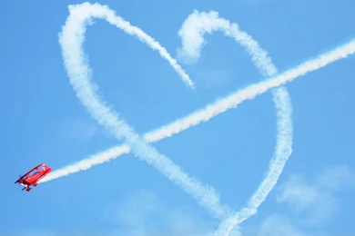 Cupidon Plane Wallpapers